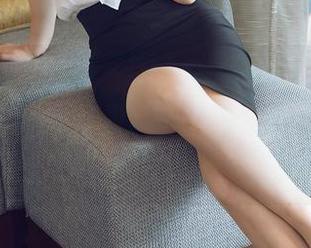 HuaYang花漾 – Cris_卓娅祺运动中，图片变得越来越模糊，我是不是该去找眼镜了？