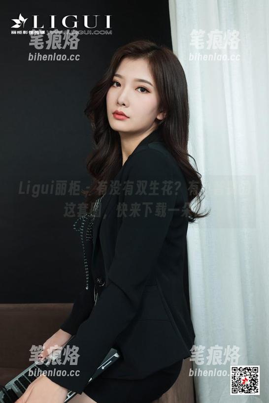 Ligui丽柜 - 有没有双生花？有小智贤的这套图，快来下载一朵！
