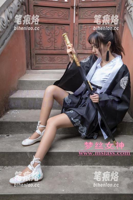 MSLASS梦丝女神 - 小允儿的顶级版本在线，默默为她打call，天哪，真不错。