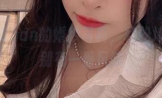MiMi Chan的婚纱写真，松松垮垮却又别有一番风味