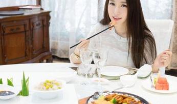 MiStar魅妍社 – 着迷于小狐狸Kathryn的女孩？快来看这套图，别忘了下载哦，可能会背锅！