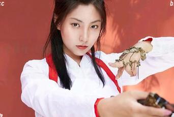 MiiTao蜜桃社 – 搜索木奈奈的裤里丝，图库资源突然多了颗星星，触目惊心的美！