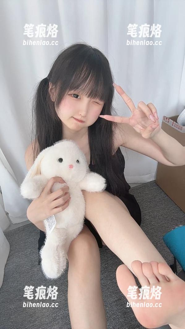 当Seele麦麦遇上奶牛，cos和写真都开始撒娇