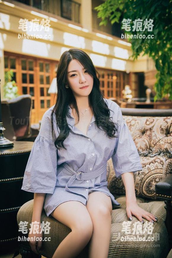 TouTiao头条女神 - 樊安妮的泳装，谁在意比基尼有没有科技感？