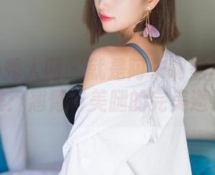 Xiuren秀人网 – 就是阿朱啊黑丝私房图集：翘臀与美腿的完美邂逅