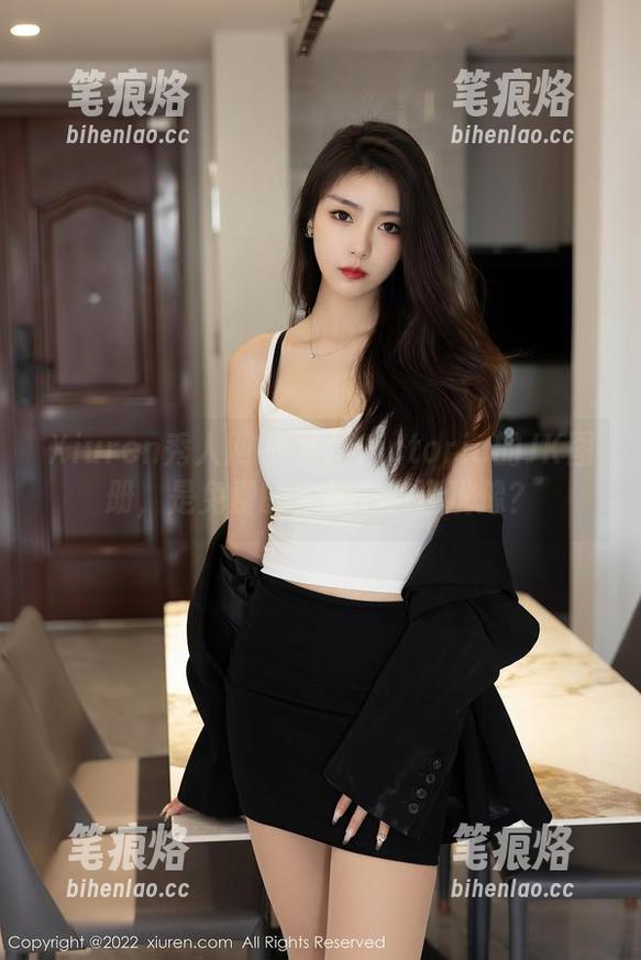 Xiuren秀人网 - 果儿Victoria的JK图册，是免费的，你干嘛还犹豫？