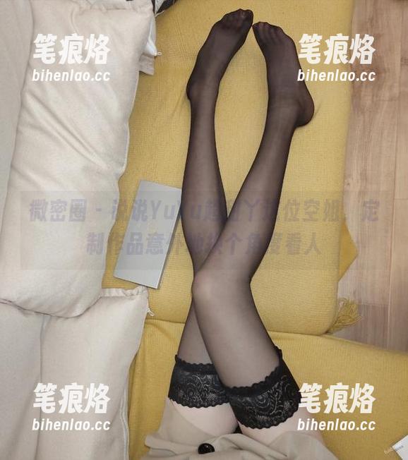 YuYu超甜丫 微密圈 - 说说YuYu超甜丫这位空姐,定制作品意外地换个角度看人