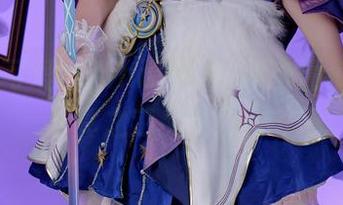 刺激？可爱？ZinieQLOL阿卡丽x卡莎写真之二义性探讨