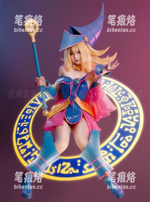 图集发布：ZinieQ姐姐的各种姿势，灵活得像条鱼！