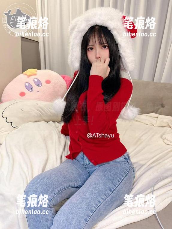 看at鲨鱼的纯欲睡衣，原图别错过，免费上手！