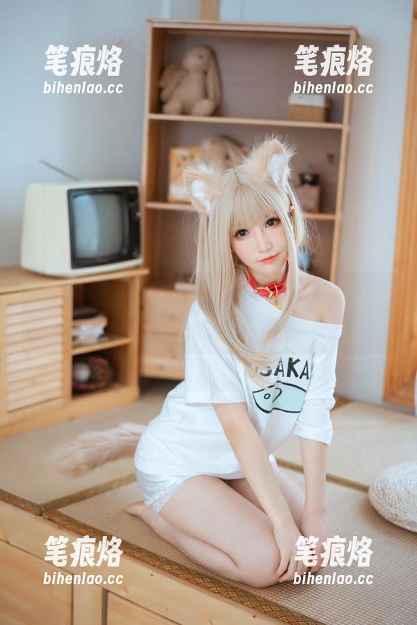 “恶毒兔女郎”原图，coser衣衣把兔子坏坏的一面演绎得淋漓尽致