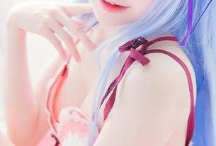 sally dorasnow多啦雪的cos冒险，神里绫华带你打怪升级！