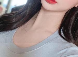 yeeun孙乐乐的甜心图包，分享她的超级‘甜蜜’日常，别问我啦，快拿去！