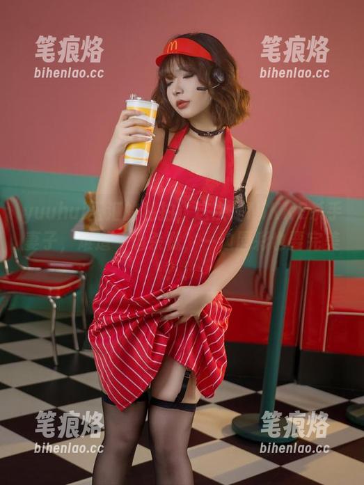 yuuhui玉汇的私拍，这次是NIKKE杀手妻子，难道一边杀戮，一边唇彩也要完美？！