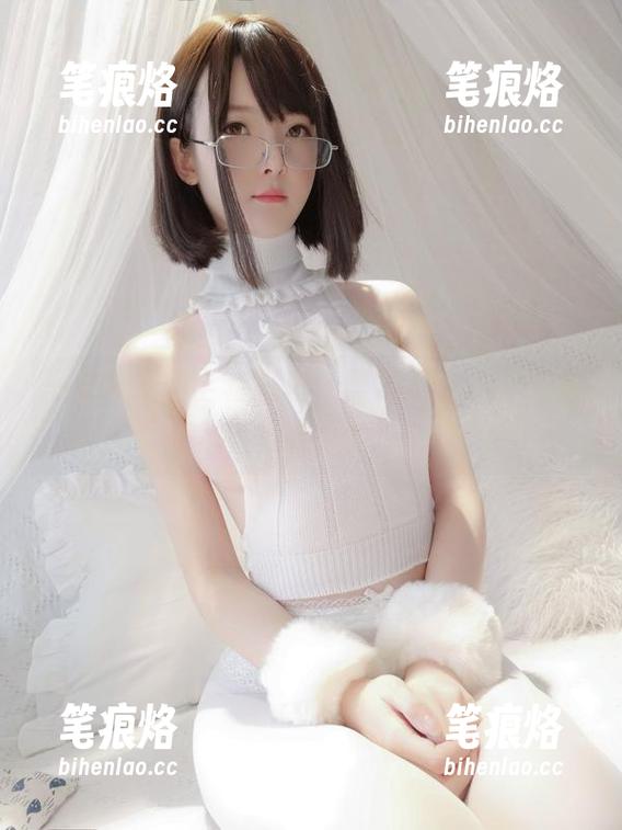 一小央泽的全套写真，黑花嫁套，居然那么迷人？