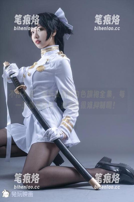 不得不说，兔玩映画的白色旗袍全集，每一张都是情绪，我表示很难抑制啊！