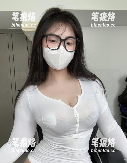 可爱的肉巴 微密圈 - 可爱的肉巴的图集,只能说,肉感和可爱并存,绝对吸睛!