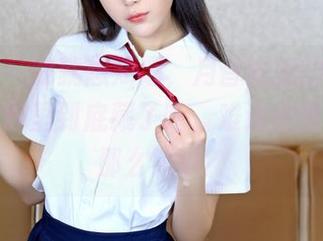 嗲囡囡 – 我就想知道，月音瞳拍的修女写真的图册里到底藏了啥，难道是摸索波特那么简单？