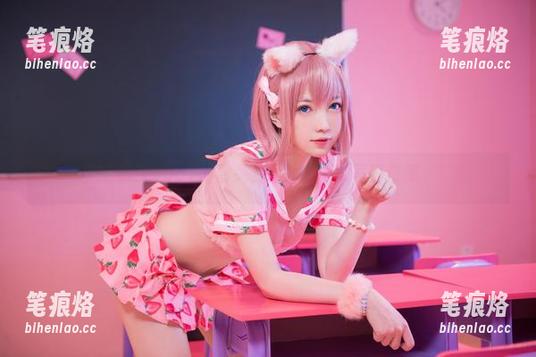 妖少you1的雪兔，萌化心房的写真资源