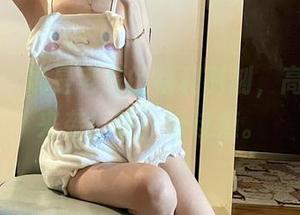 微密圈 – 妮是老虎的福利时刻，高清图片来袭！哇，好过瘾。