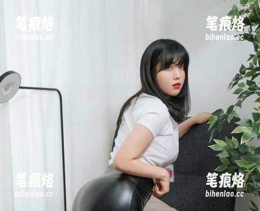 无圣光也行，宋哈娜(송하나)的BLUECAKE-圣诞公仔开启了新玩法？