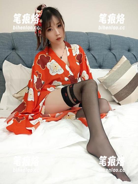 小女巫露娜新出的万圣节套图，更新后小心别被吓到哦！