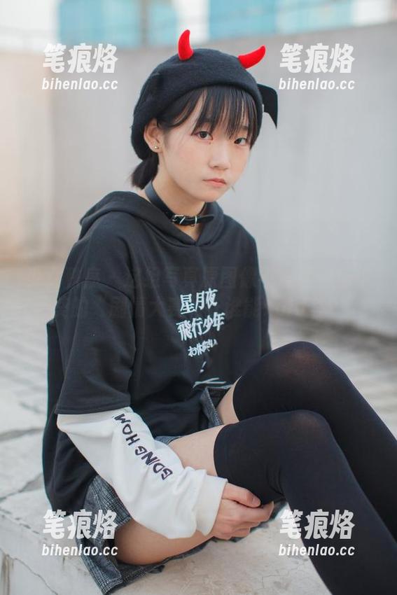 少女秩序-小葵 少女秩序 - 这组写真原图像不过是一场小葵的“剧情大赛”,谁能hold住?