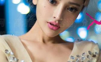 尤果网 – 高清画面下的若涵，分享那种好想拥有的“女友”气质，啧啧～