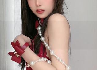 这造型，布丁大法的原图牛仔硬糖兔，更新让我一时无言以对。