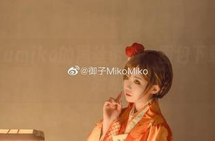 御子Yumiko的黑丝诱惑，图包下载有风险哦