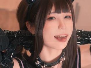 拖拉大王的美图合集：辣妹和她崇拜的背影