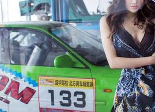 推女郎 – 娜露的圣诞写真：当雪花遇上玩味