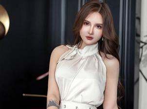 星颜社 – 无圣光中的修女：黄寒娜合集，引发不小遐想