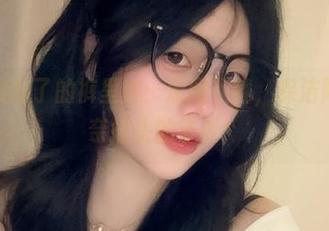 是一只废喵了的裤里丝：原图下载，保洁阿姨都无奈摇头的节奏！