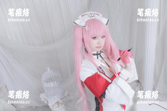 朝雾爱带你走入美妙脚尚：cos合集，脚指也有星光！