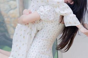 你见过吗？末夜787的定制图集，让红色兔女郎如此活色生香！