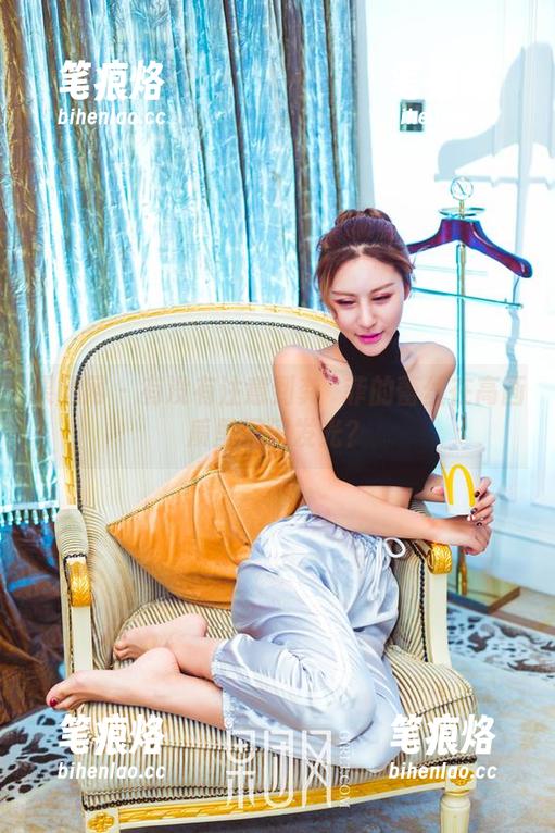 果团网 - 有没有注意到龚玥菲的蕾丝在高画质里闪闪发光？