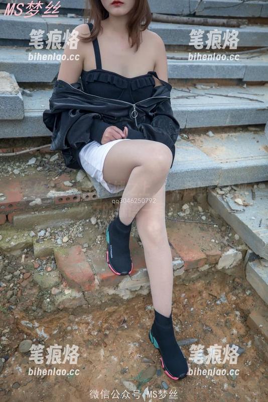梦丝女神 - 在长城之上，玥玥陶醉于古风少女的低语—写真集