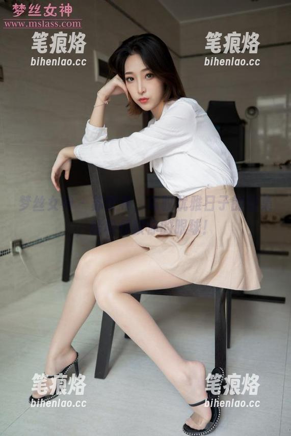 梦丝女神 - 苏安希，驾驭优雅日子的图集，轻松俘获你的眼球！