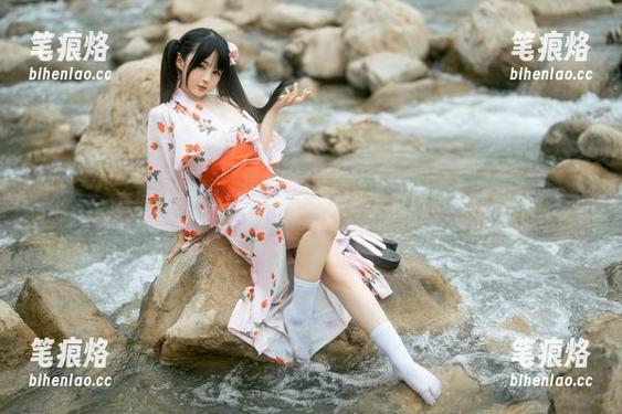 套图分享：樱井宁宁化身女巫，征服每一颗心
