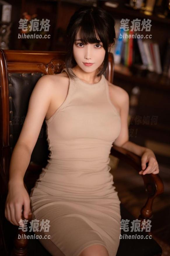 在办公室也要cos一下！汪知子教你如何把图包里的休闲变成职场调皮！