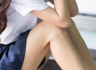 波萝社 – 夏美酱的短裙大赏，看得我都想换身衣服了，原图可真是一绝！