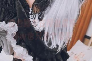 下载吧，白色睡衣在网盘里等你，流年不停w也只是个身影。