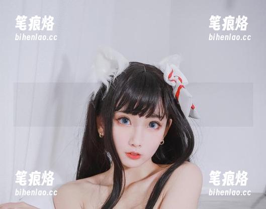 职业装没你想的那么死板，看清颜真德秀的合集保证让你耳目一新。