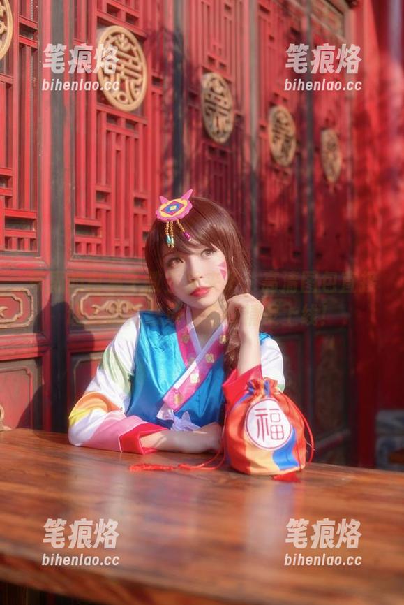 家里的白易子教主又来了，高清图包直接让人心花怒放，圣诞精灵上线！