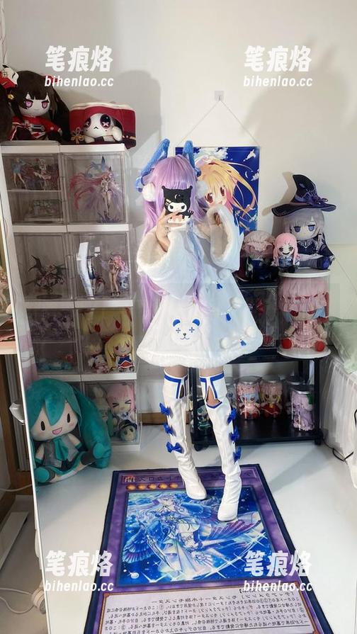 和服里的白栎Shirly，光影间好像有故事又没故事