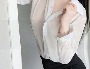秀人网 – 猫耳兔女郎？不，这里有兔女郎的精选——允尔让你迷失其中。