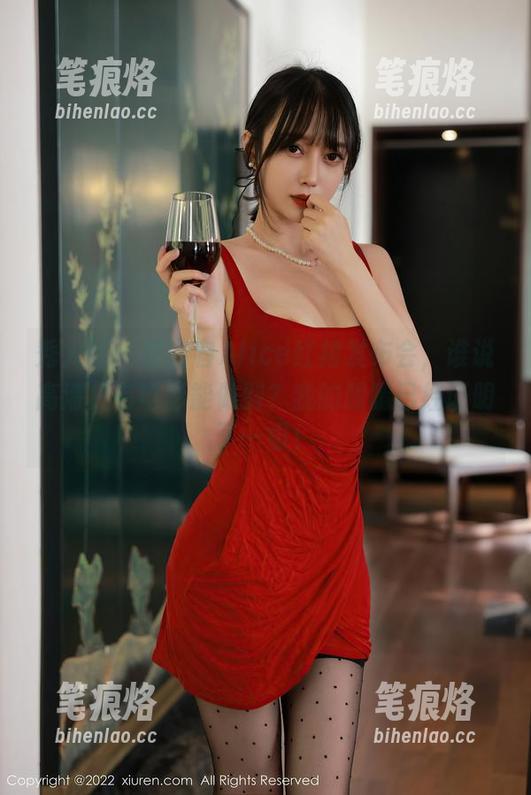 秀人网-容容容Alice 秀人网 - 容容容Alice红裙发布会,谁说高清只有电影能做到?我的眼睛已经证明了一切!