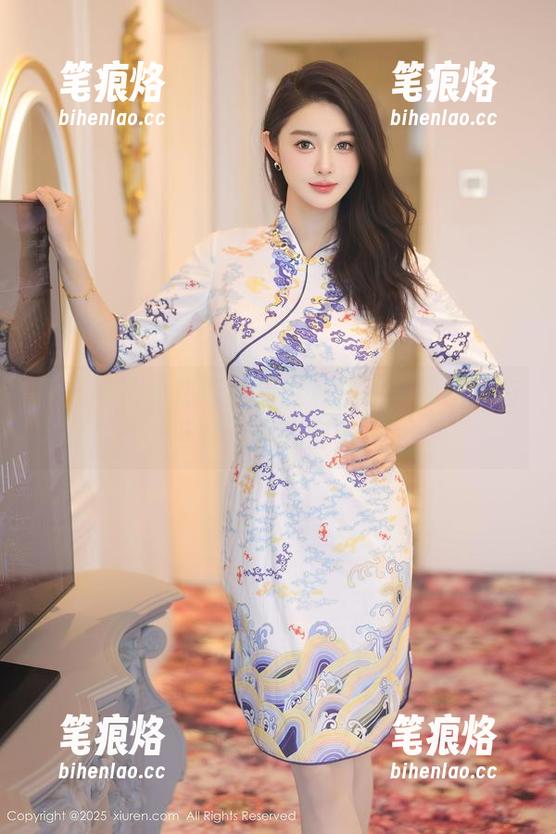 秀人网 - 小热巴的清纯私拍——原图里有些什么小秘密呢？