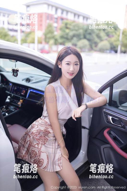 秀人网 - 浴室里的杏子Yada，高清不止于水汽中的模糊！图册走你！